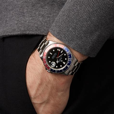 16710 on wrist